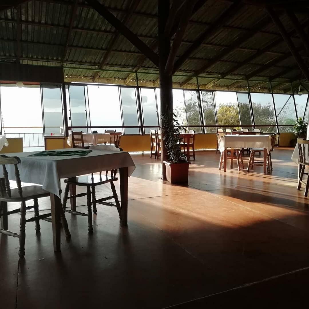Pochotel ตูร์เรียลบา ภายนอก รูปภาพ